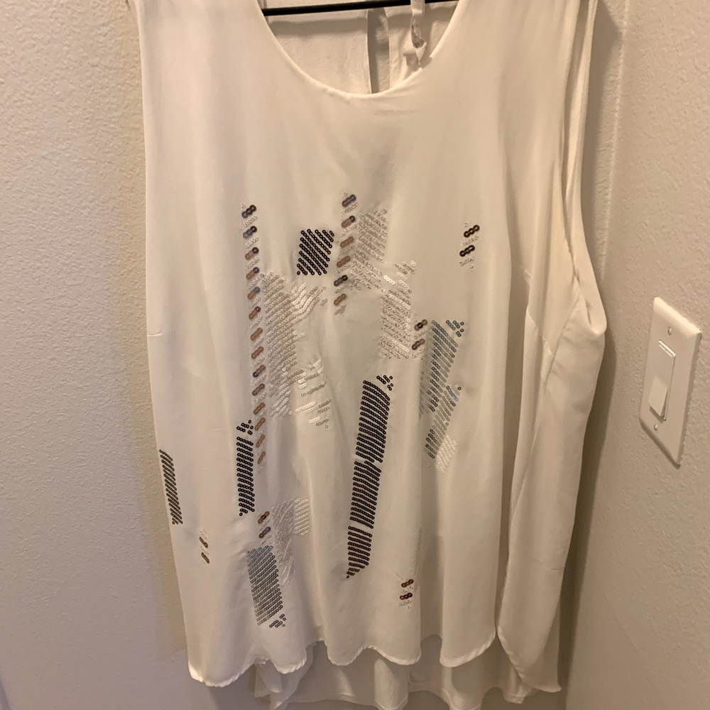 Seven 7 high low shirt